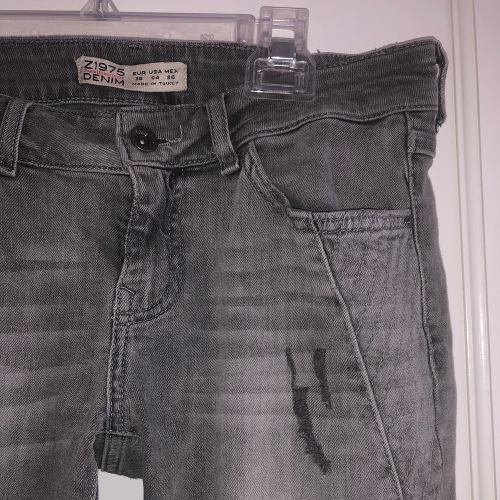 Zara gray skinny Moto jeans